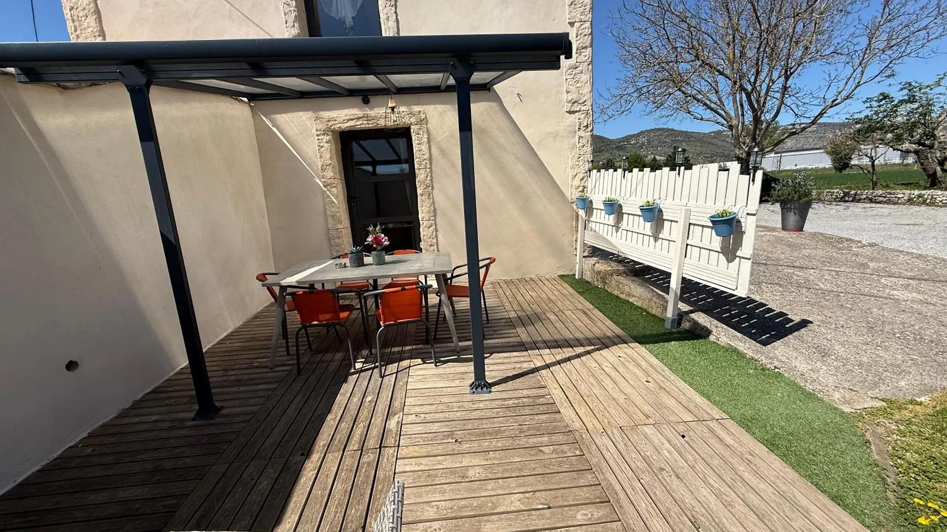 Au Calme, Confortable Avec Terrasse Le Pouzin 0*,  France